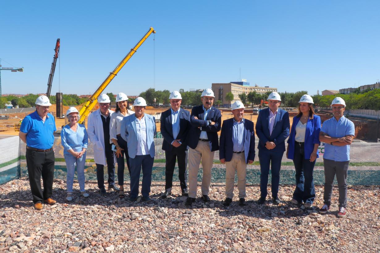 Las obras de construcción del nuevo Hospital de Puertollano avanzan a buen ritmo